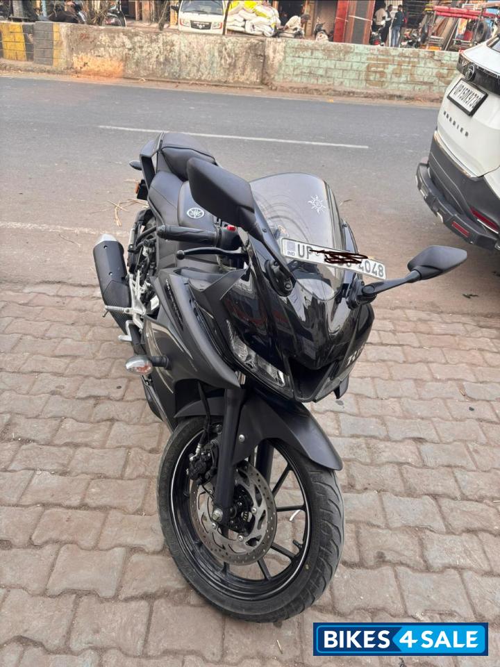 Yamaha YZF R15 V3
