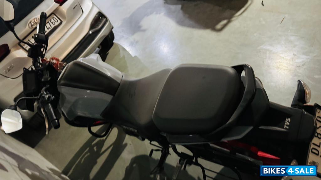 TVS Raider iGO