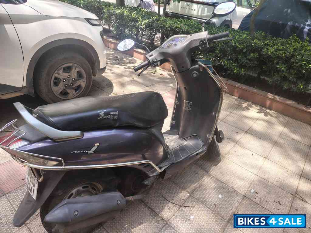 Purple Honda Activa i Purple Honda Activa i