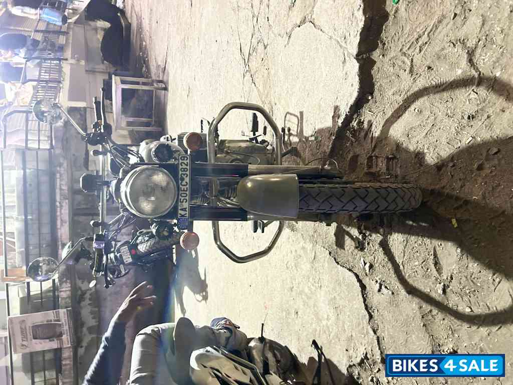 Gunmetal Grey Dual Channel Abs Royal Enfield Classic Gunmetal Grey