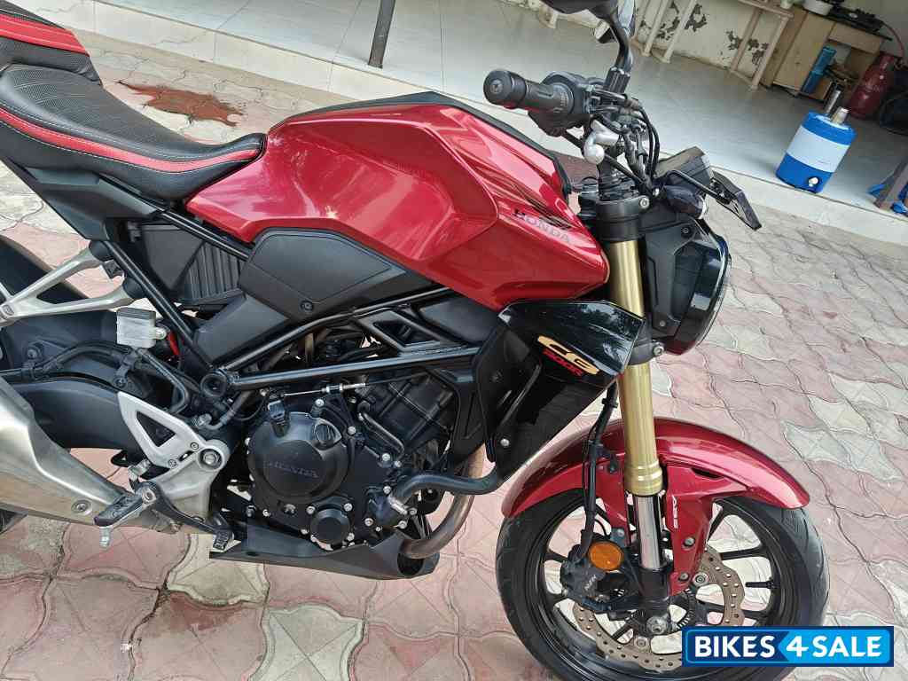 Spartan Red Honda CB300R