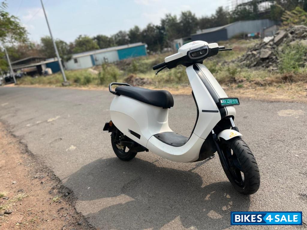 White Ola S1 Pro White Ola S1 Pro