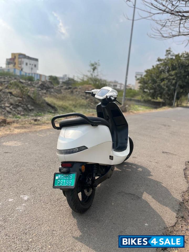 White Ola S1 Pro White Ola S1 Pro