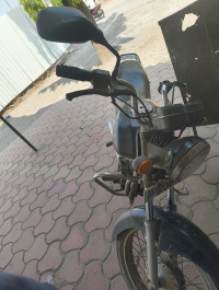 Bajaj Caliber Chroma