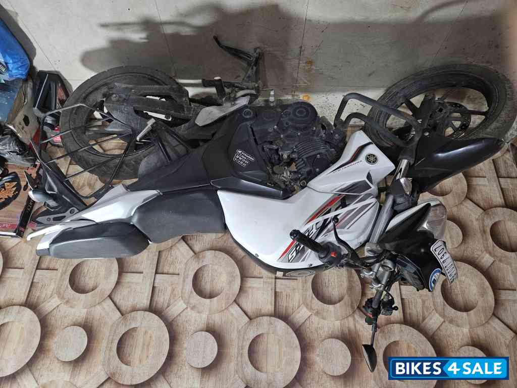 Yamaha FZ-S