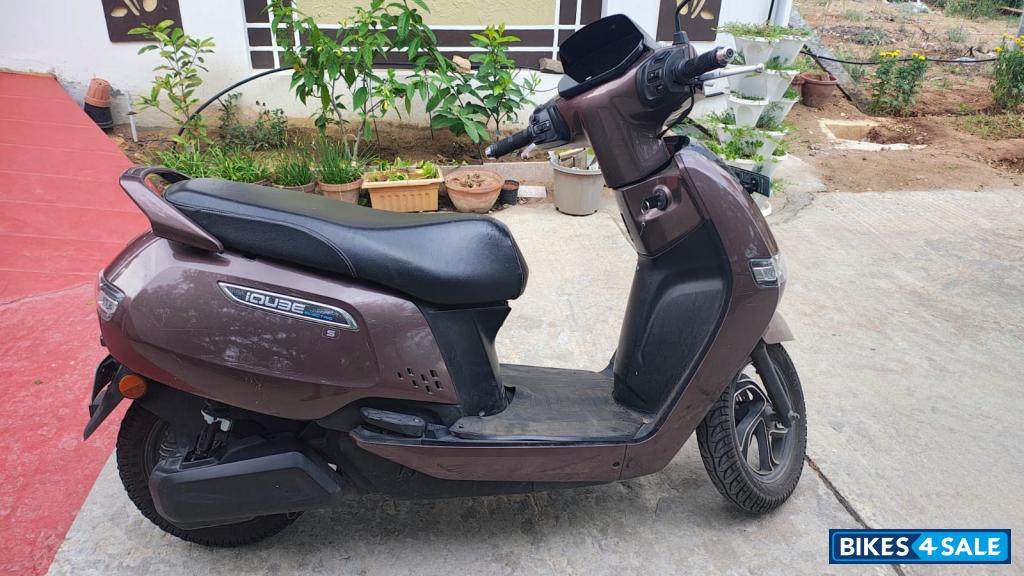 Copper Brown TVS iQube S
