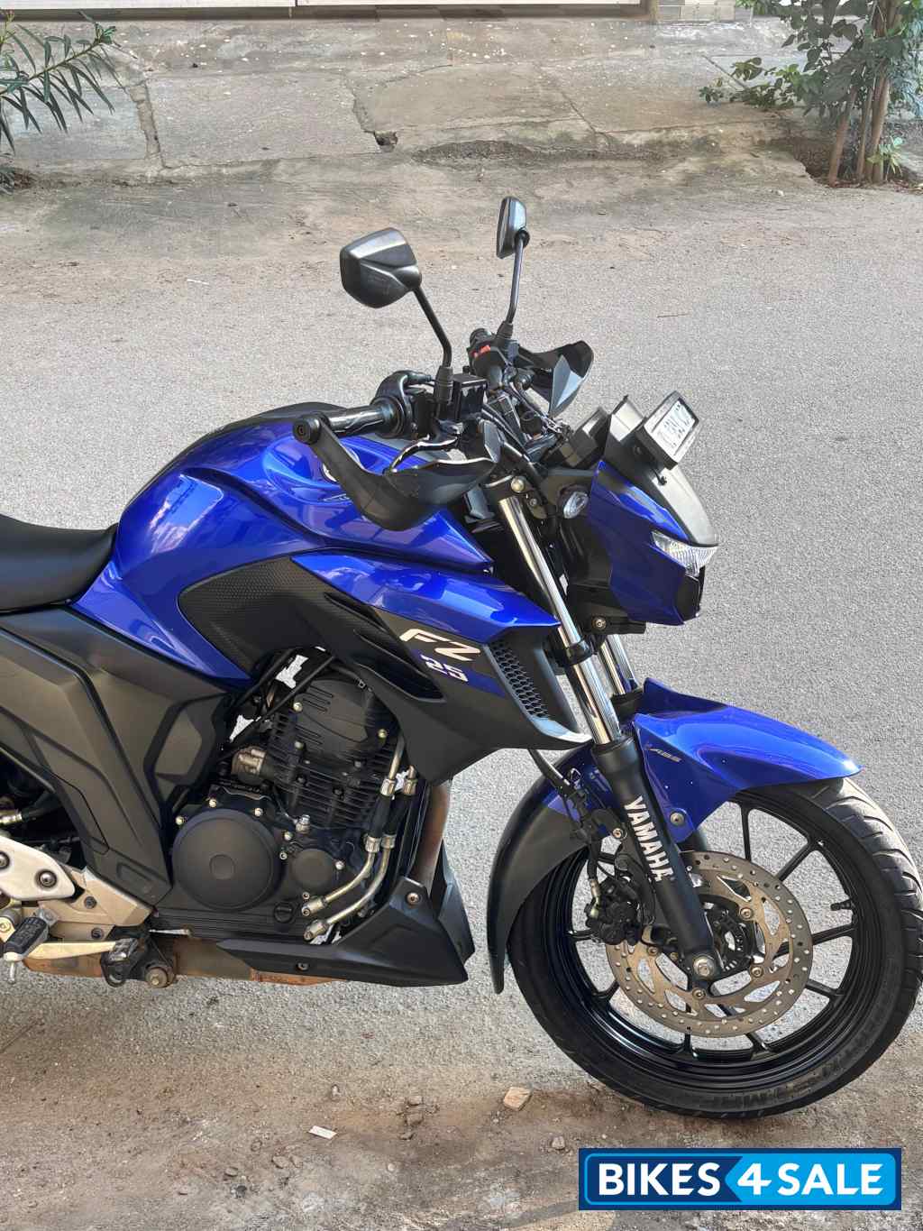 Blue Yamaha FZ 25 BS6