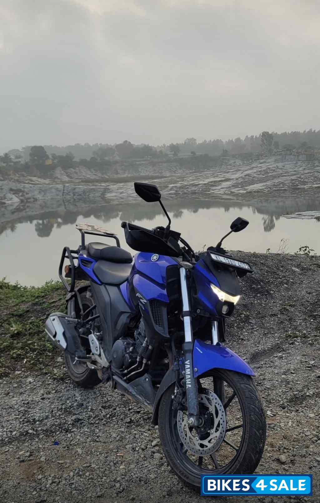 Blue Yamaha FZ 25 BS6