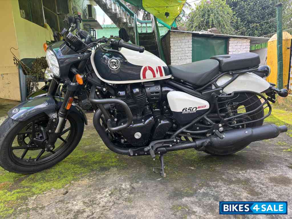 Royal Enfield Shotgun 650