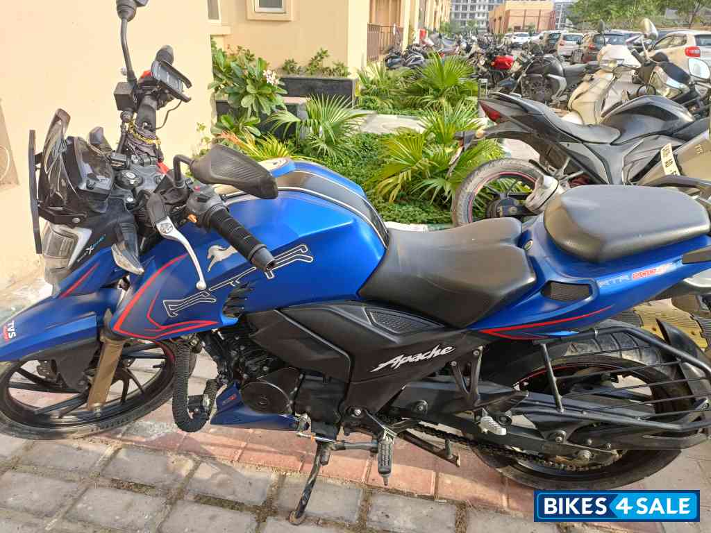 Blue TVS Apache RTR 200 4V ABS