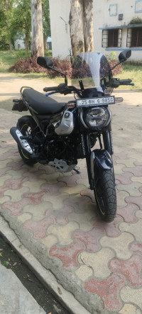 Bajaj Freedom 125 NG04 Drum LED 2025 Model