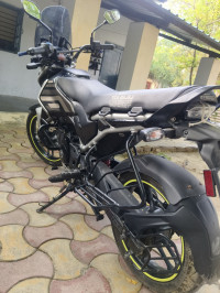 Ebony Black Gray Bajaj Freedom 125 NG04 Drum LED