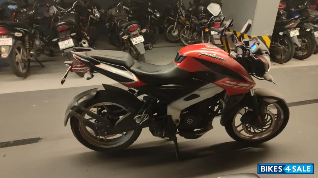 Bajaj Pulsar NS 200 BS6