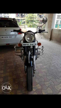 Blaack Royal Enfield Bullet Standard 350
