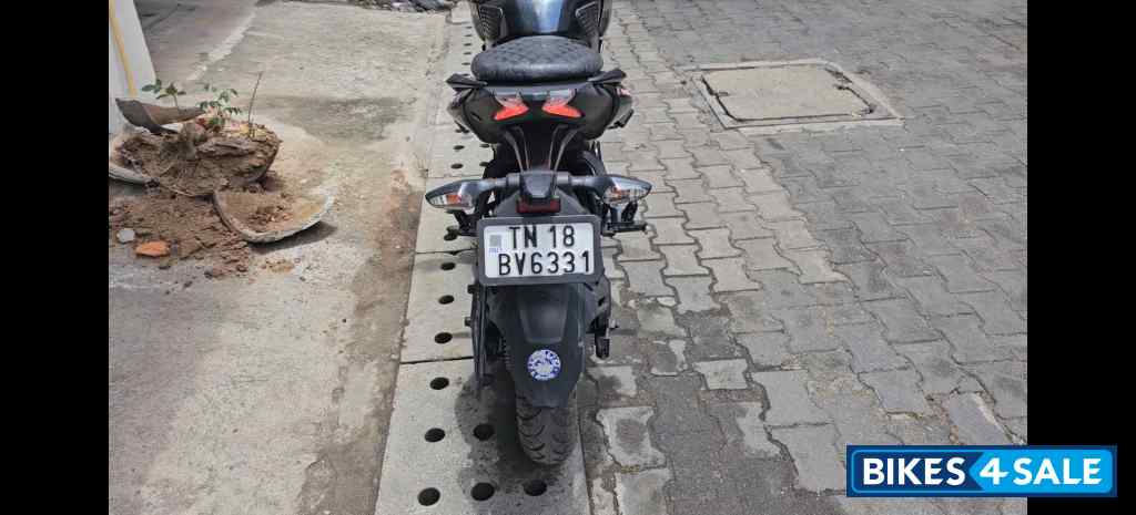 Black Bajaj Pulsar N160 Dual Channel ABS