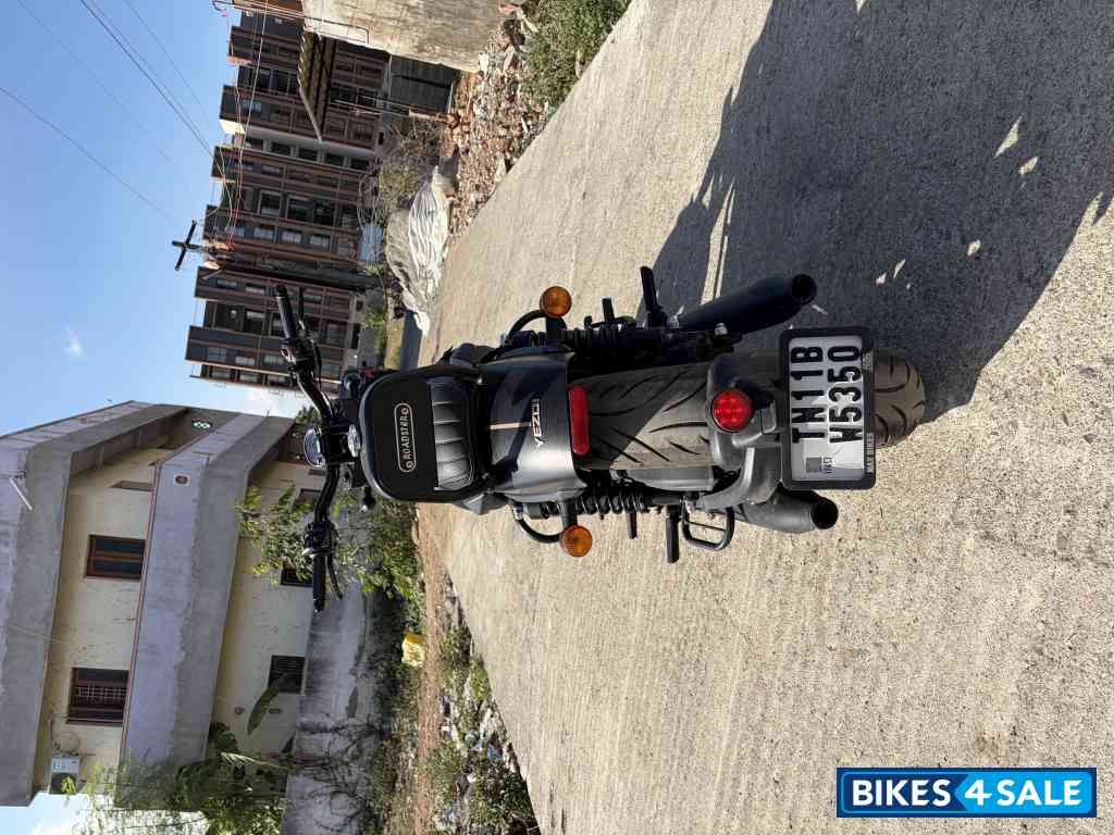 Yezdi Roadster 2025