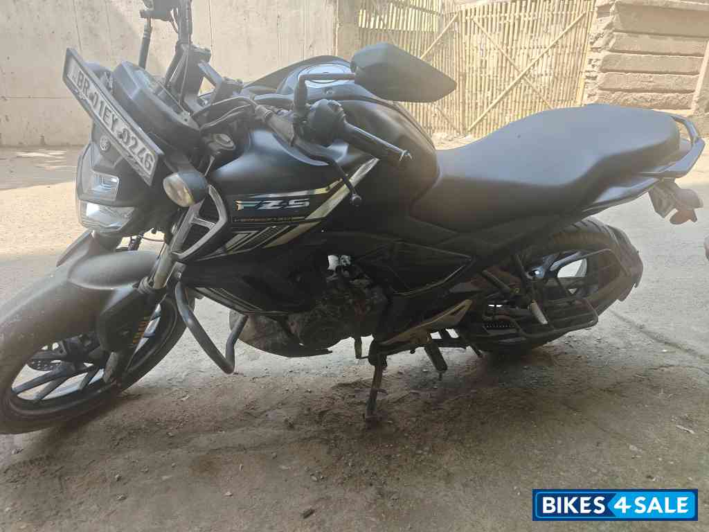 Yamaha FZ-S FI V2