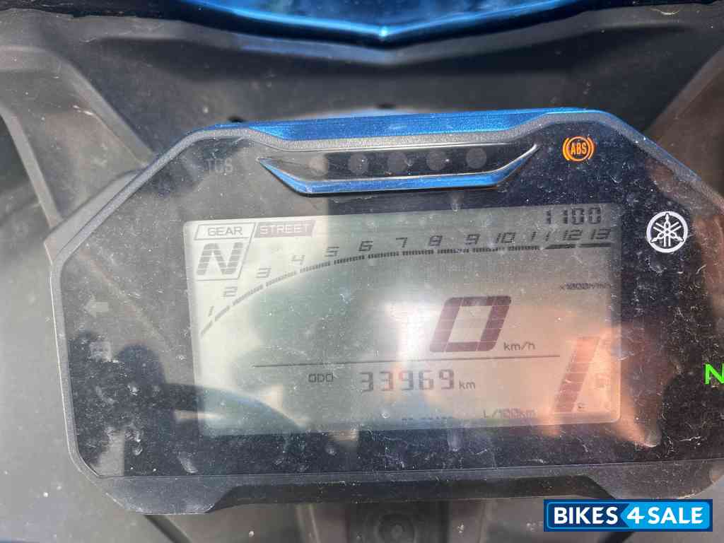 Metallic Grey Yamaha R15M