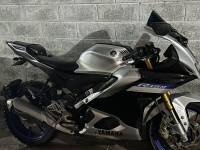 Metallic Grey Yamaha R15M