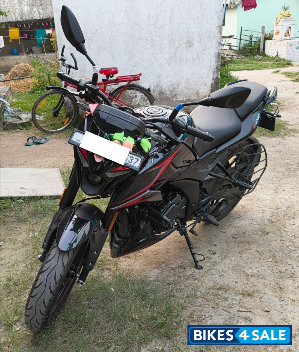 Bajaj Pulsar N250 Dual Channel ABS