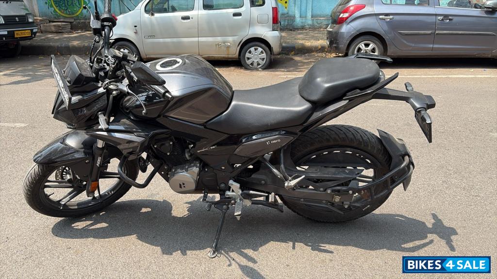 Black Hero Xtreme 125R