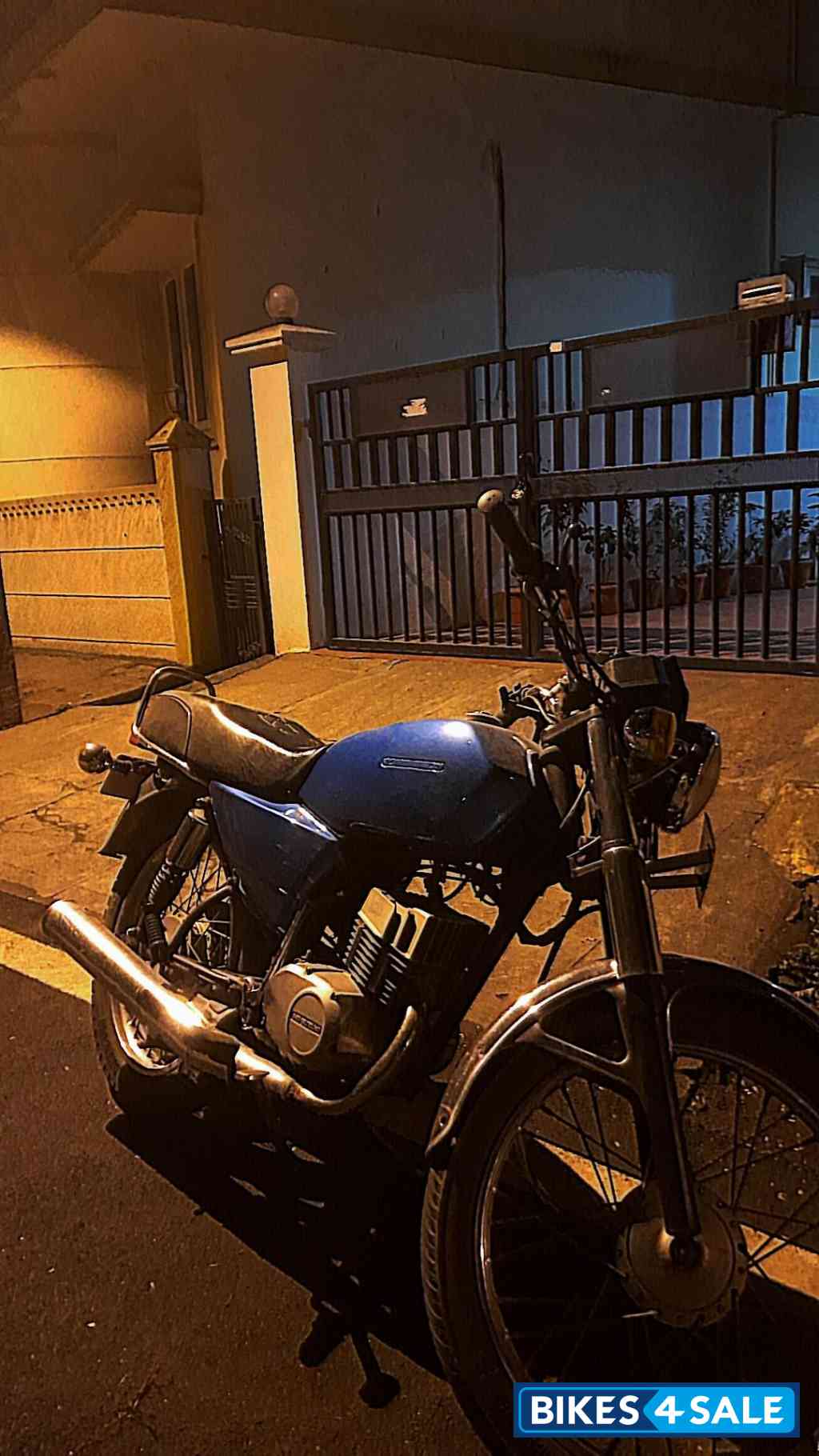 Suzuki Ind Suzuki AX100