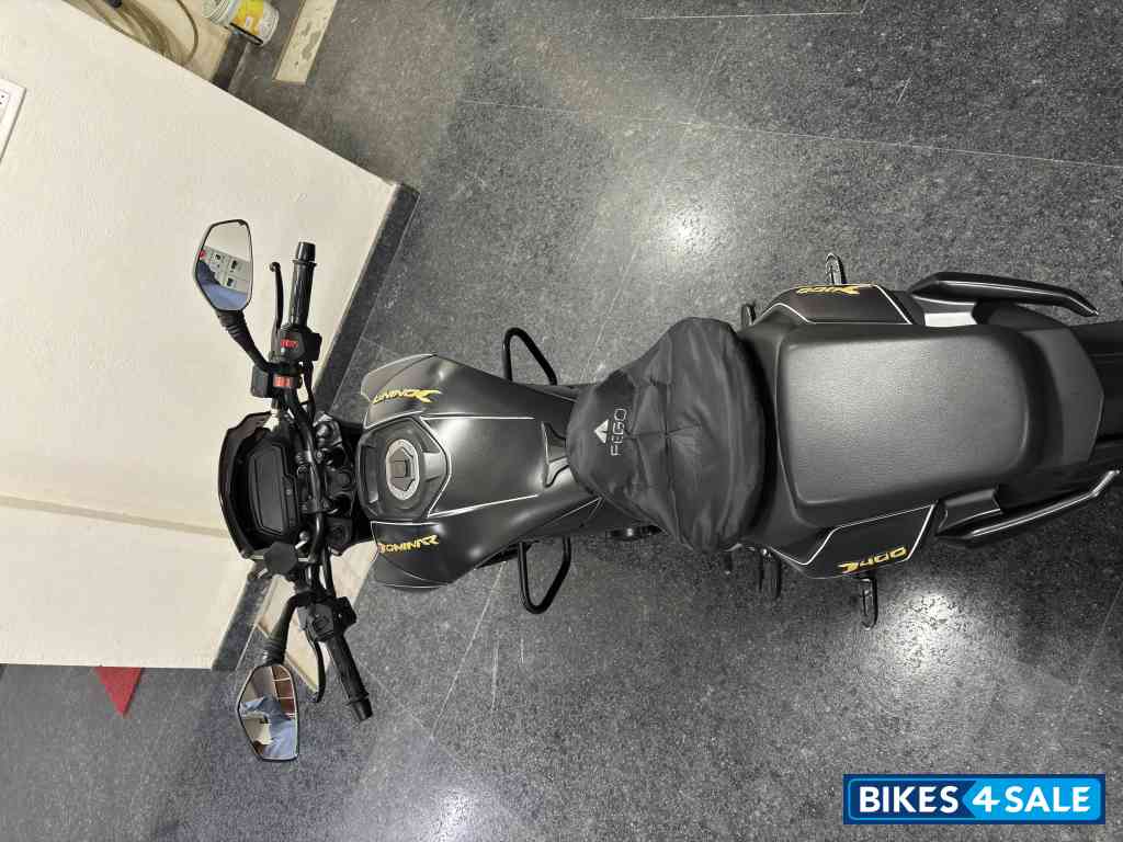 Matte Black Bajaj Dominar 400 ABS BS6