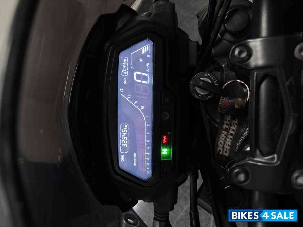 Matte Black Bajaj Dominar 400 ABS BS6