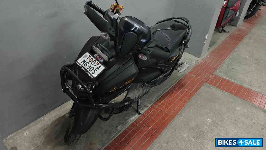 Black Gold Yamaha Cygnus RayZR Street Rally 125 Fi BS6