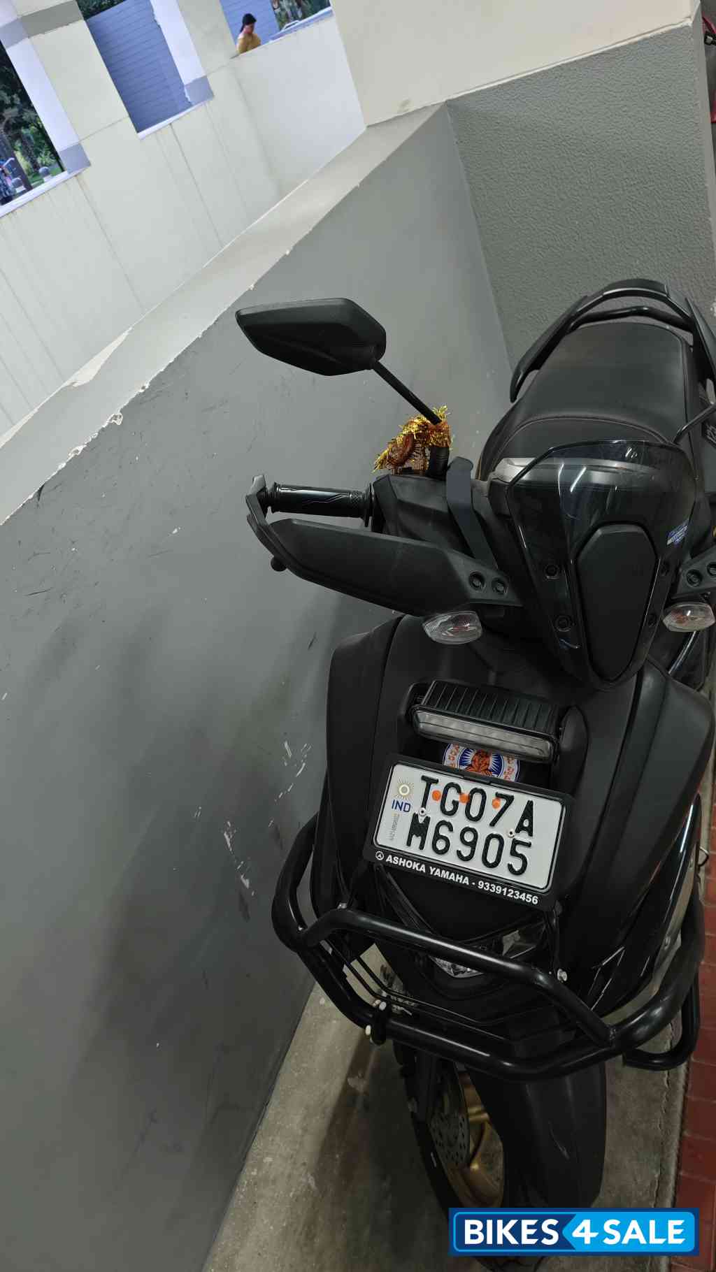Black Gold Yamaha Cygnus RayZR Street Rally 125 Fi BS6