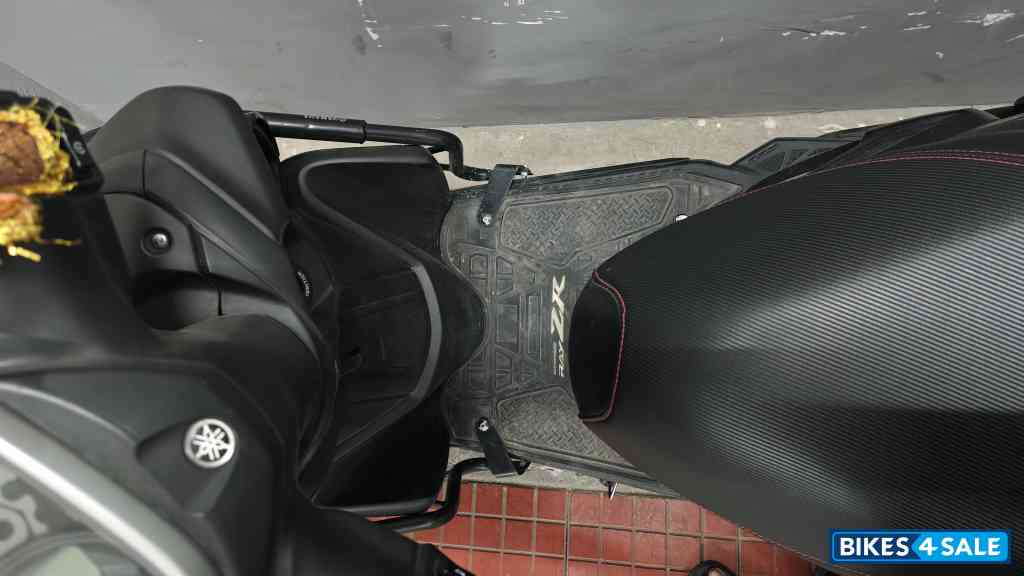 Black Gold Yamaha Cygnus RayZR Street Rally 125 Fi BS6
