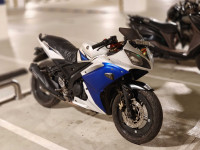Yamaha YZF R15 S
