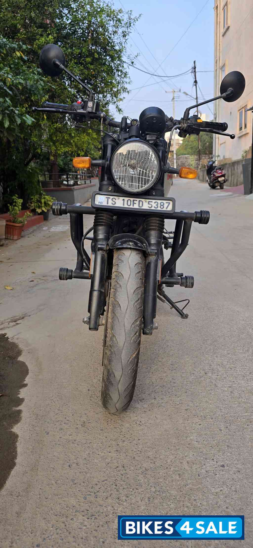 Royal Enfield Hunter 350 Retro
