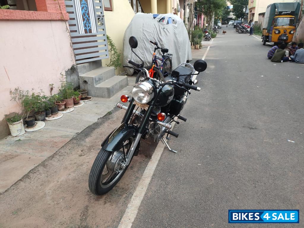 Green Royal Enfield Bullet 350