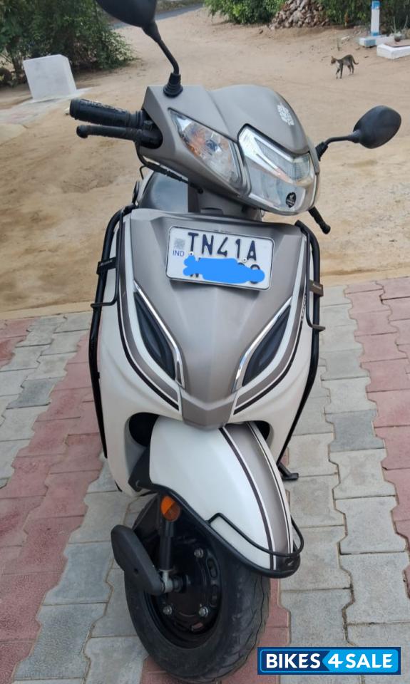 White Limited Edition Honda Activa 5G Limited Edition White Limited Edition Honda Activa 5G Limited Edition