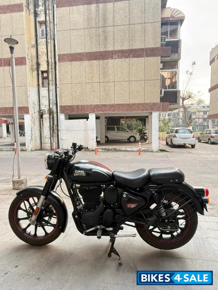 Royal Enfield Classic 350
