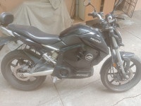 Revolt RV 400