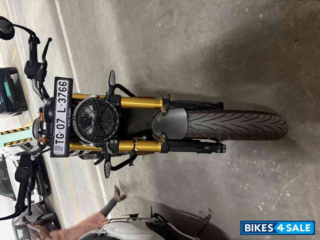 Triumph Speed 400