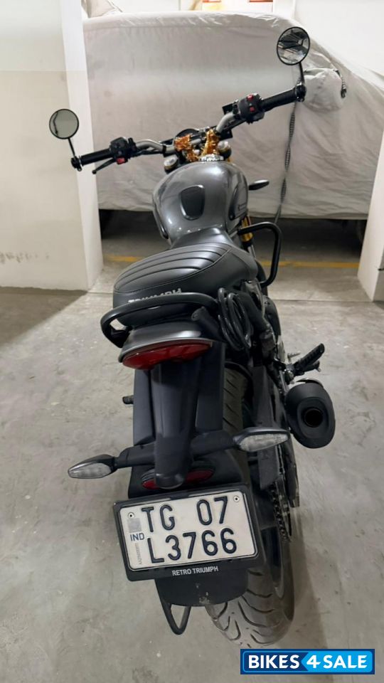 Triumph Speed 400