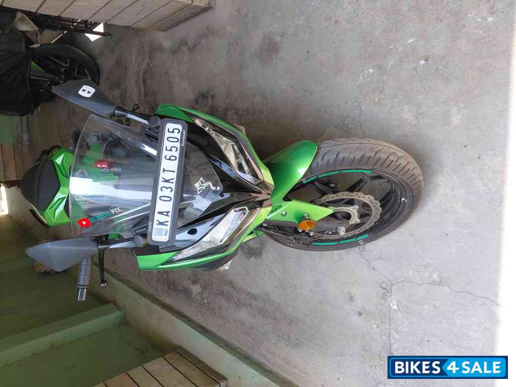Kawasaki Ninja 300 BS6 2023