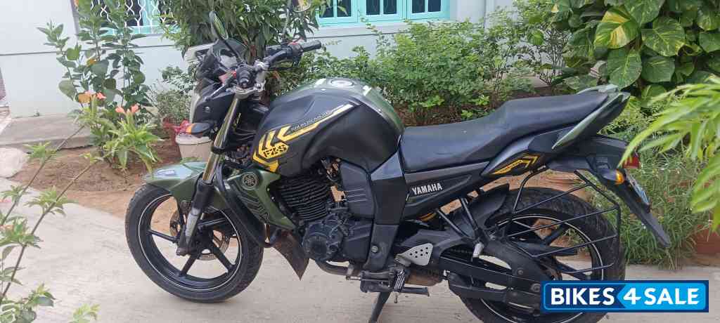 Military Edition Yamaha FZ-S Military Edition Yamaha FZ-S