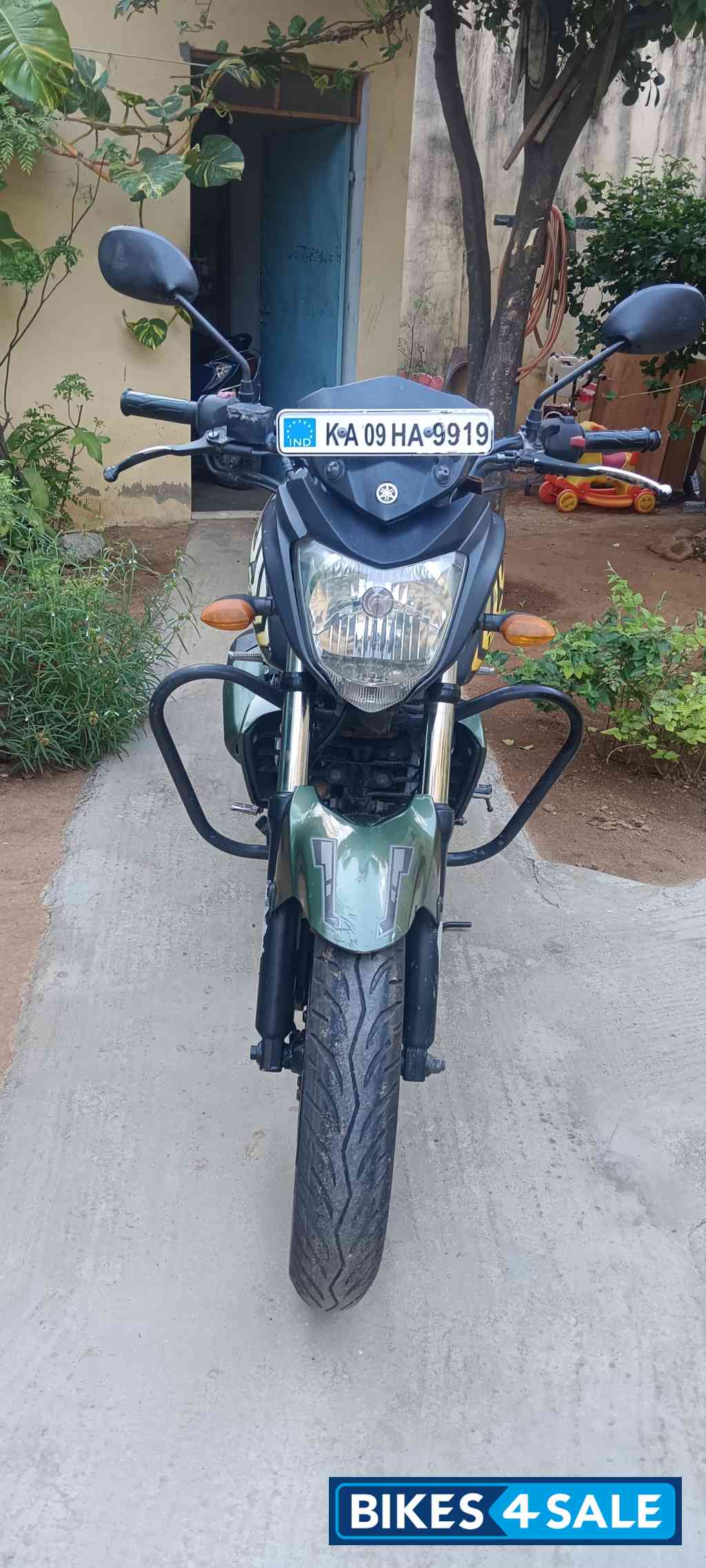 Military Edition Yamaha FZ-S Military Edition Yamaha FZ-S