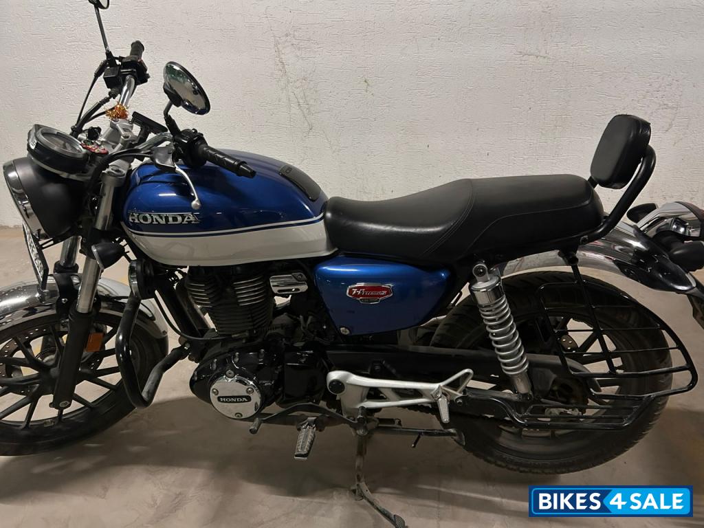 Honda CB350 DLX Pro