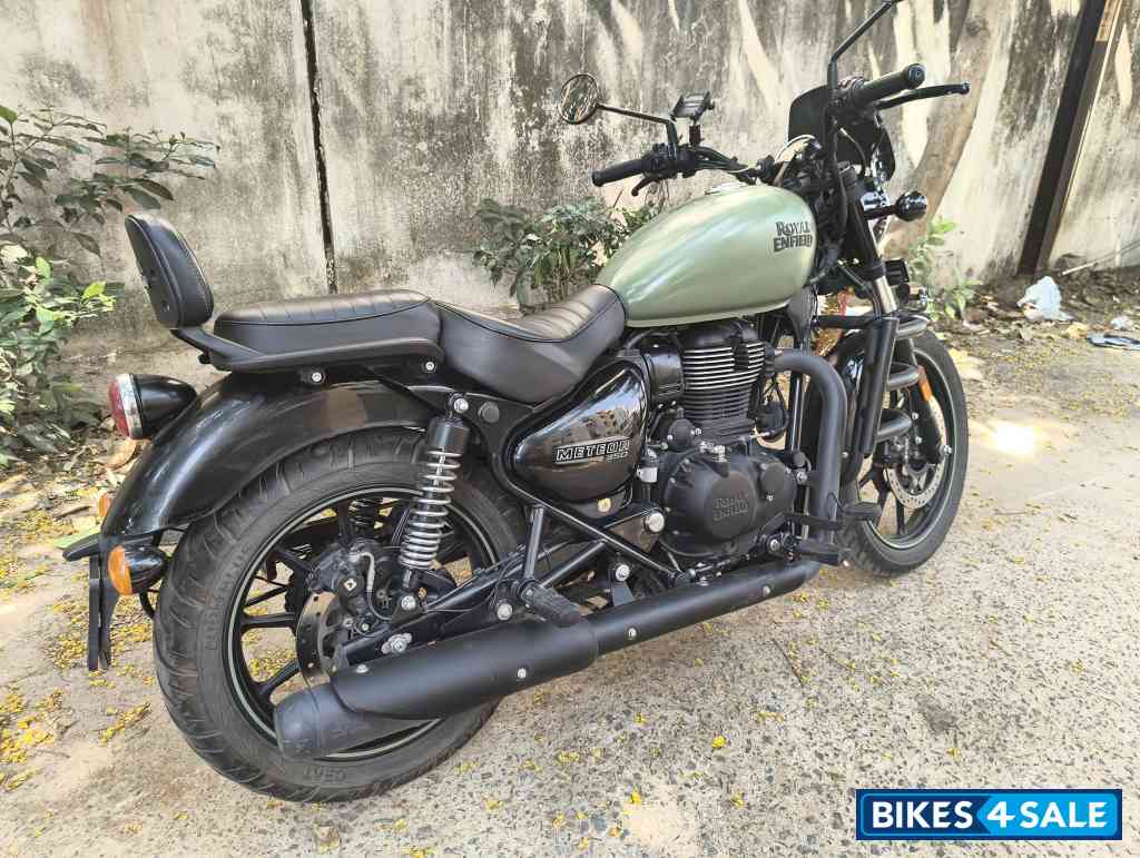 Royal Enfield Meteor 350 Fireball