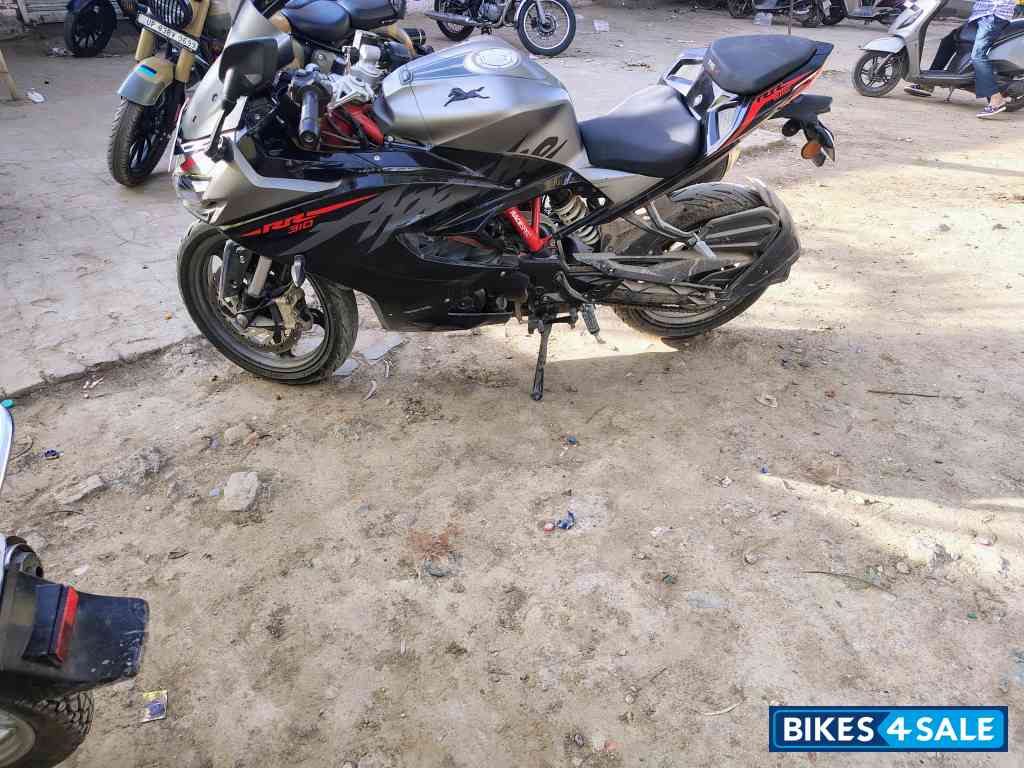 Black And Grey TVS Apache RR 310