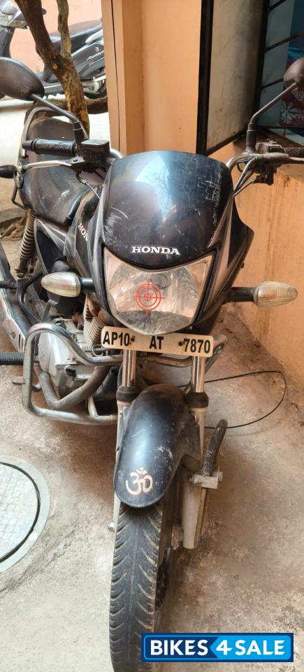 Black Honda Shine