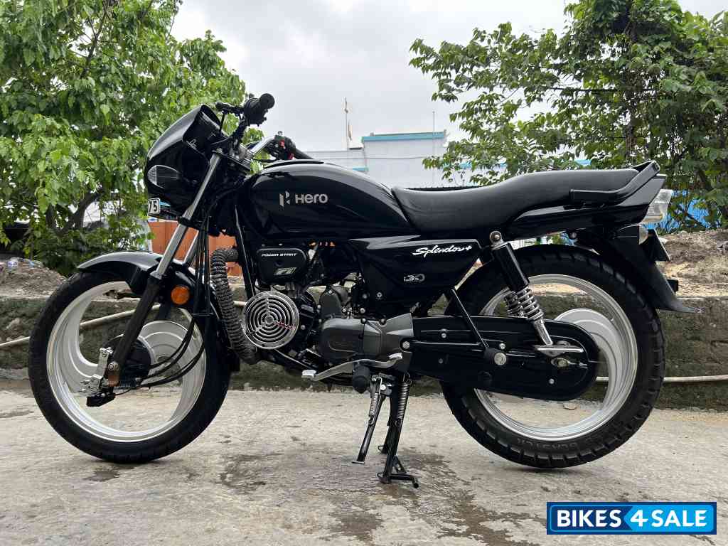 Black Hero Splendor Plus