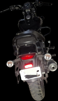 Black Bajaj Avenger Street 160 BS6