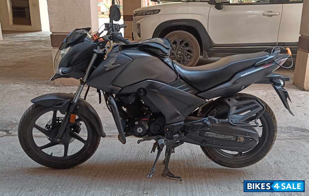 Matt Grey Honda CB Unicorn 160