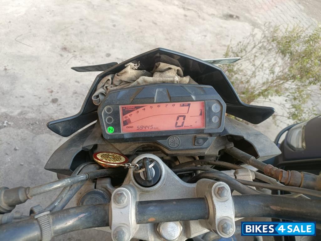 Yamaha FZ-S FI V2
